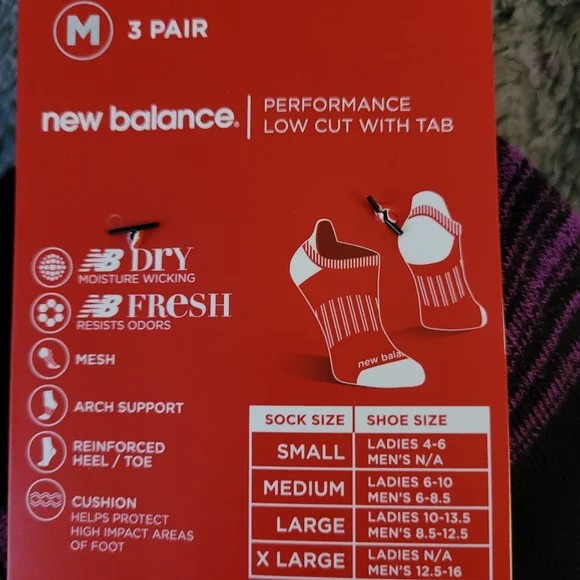 New Balance socks NWT - Picture 3 of 3